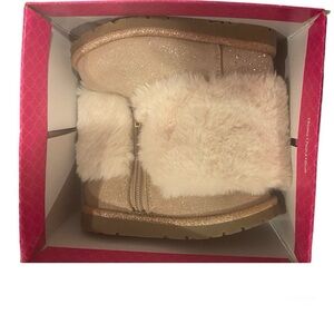 Girls fux fur glittery boots size 7C